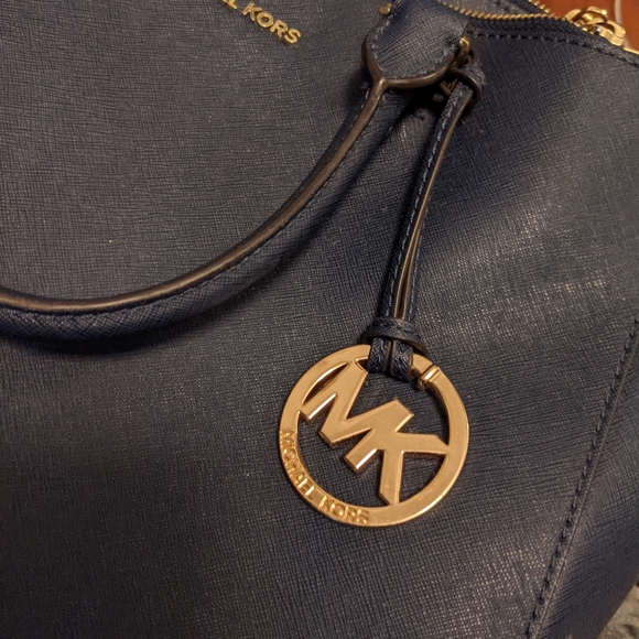 Michael Kors Bag - Picture 3 of 6